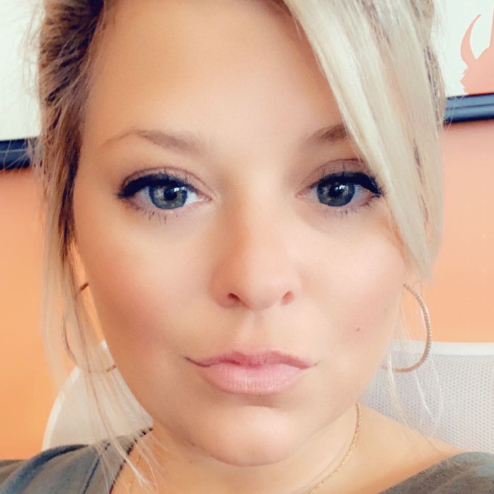 Meet your Posher, Erica